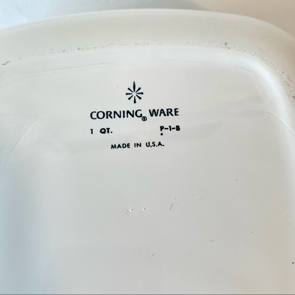 Vintage CORNINGWARE Cornflower 1qt Casserole Dish - Picture 4 of 8
